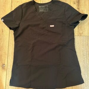 FIGS Catarina One-Pocket Scrub Top